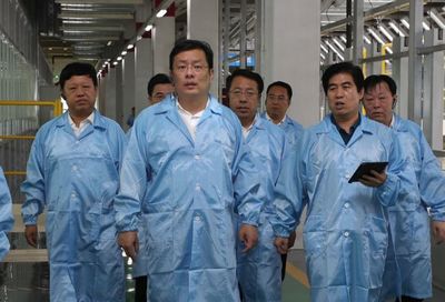 丁小强深入运城经济技术开发区开展入企服务，聚焦新材料技术开发新篇章